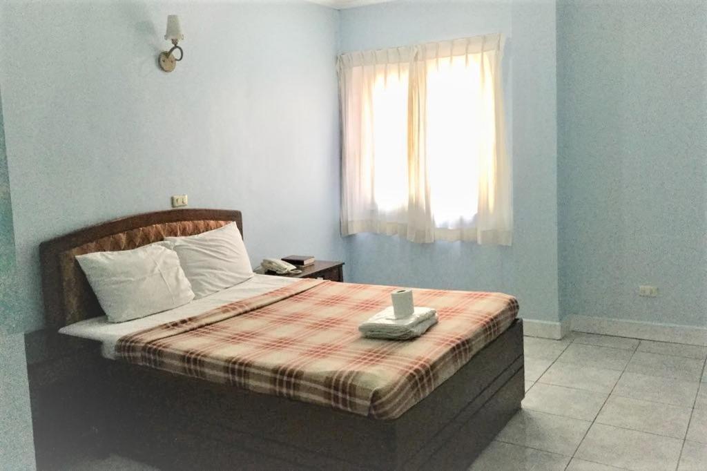 La Brea Inn باغيو المظهر الخارجي الصورة